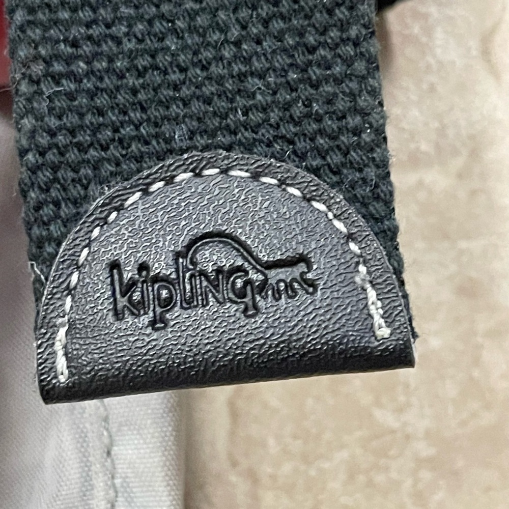 Cute Kipling gray tie dye fanny pack! - Picture 5 of 9